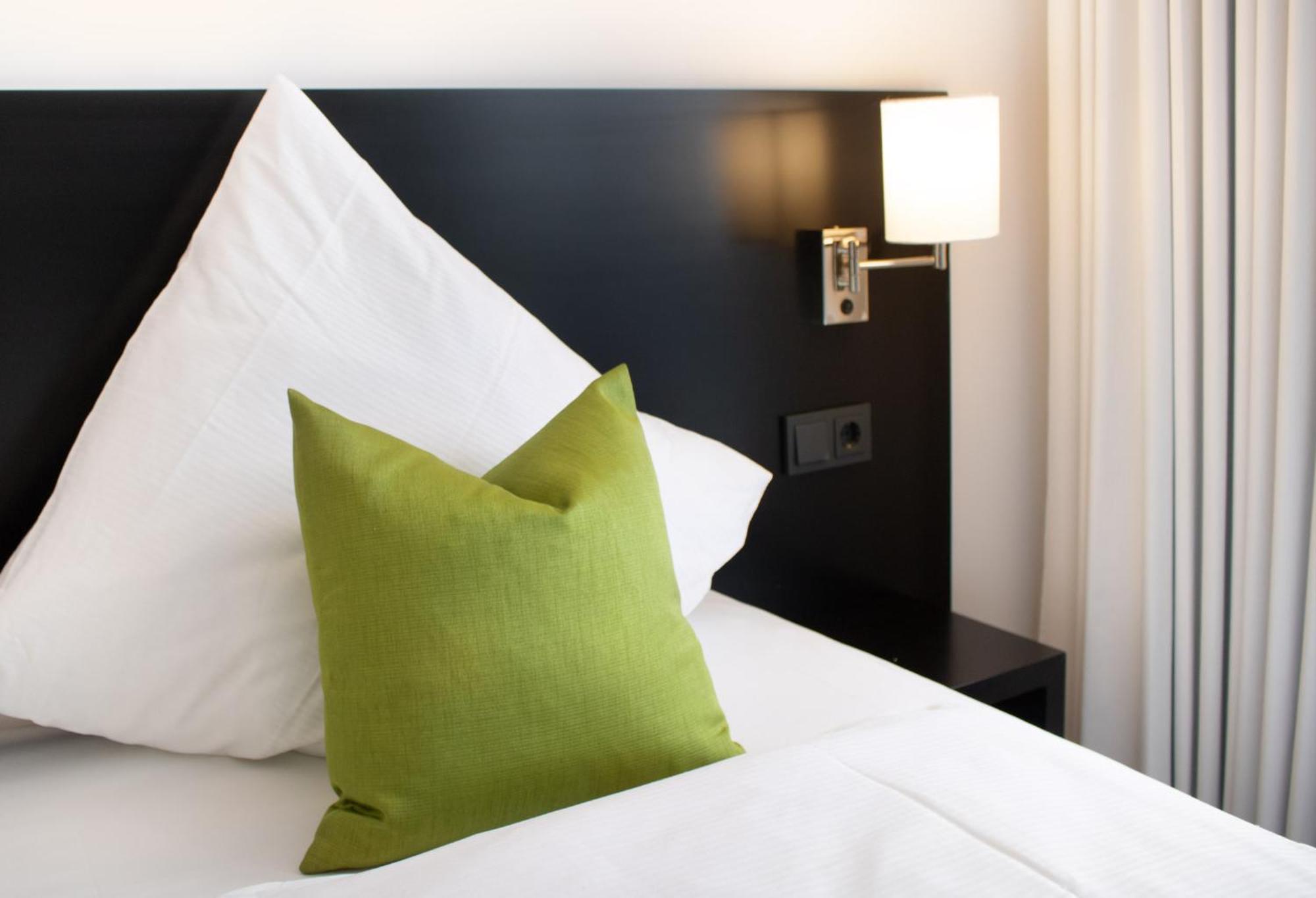 Mwh Hotel By Wmm Hotels Wiesentheid Bagian luar foto